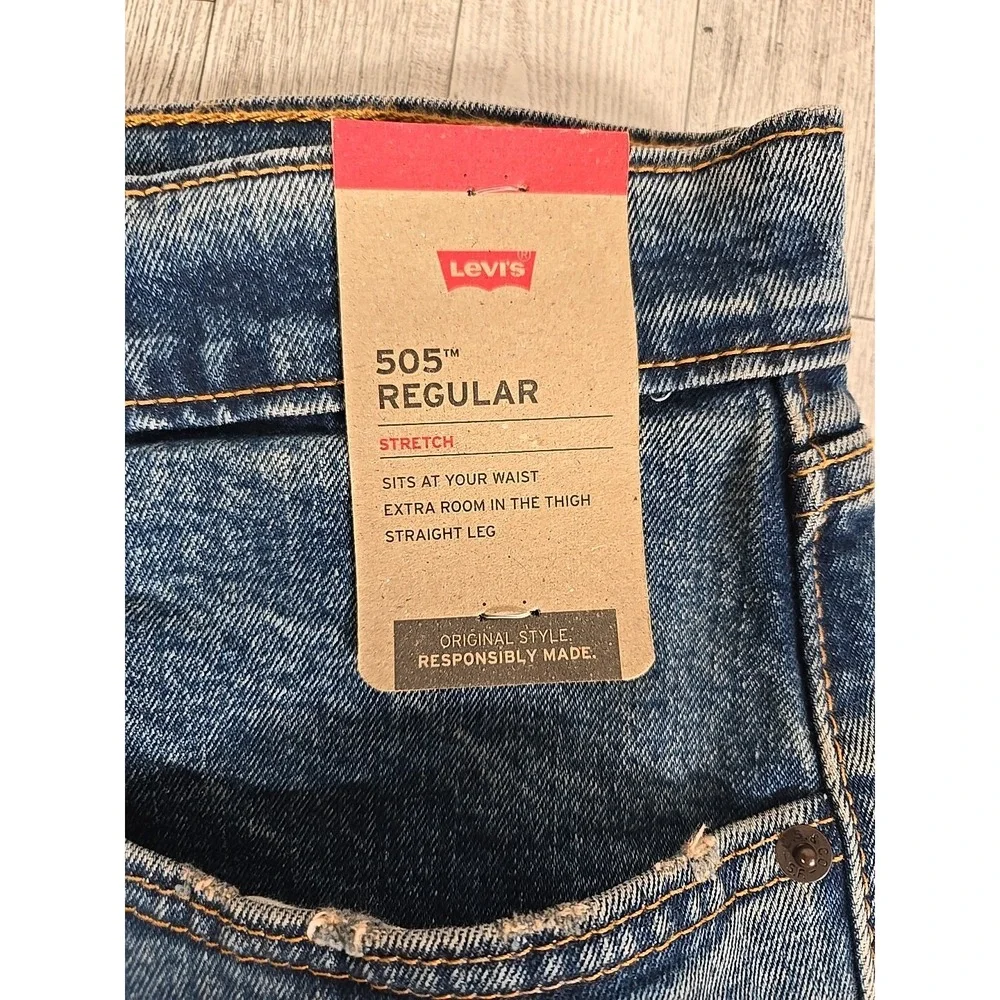 Levis Jeans 505 Regular 36x34 Mens Denim Straight Leg Medium Wash Stretch NEW